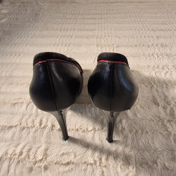 Shoes - Picture 3 of 7